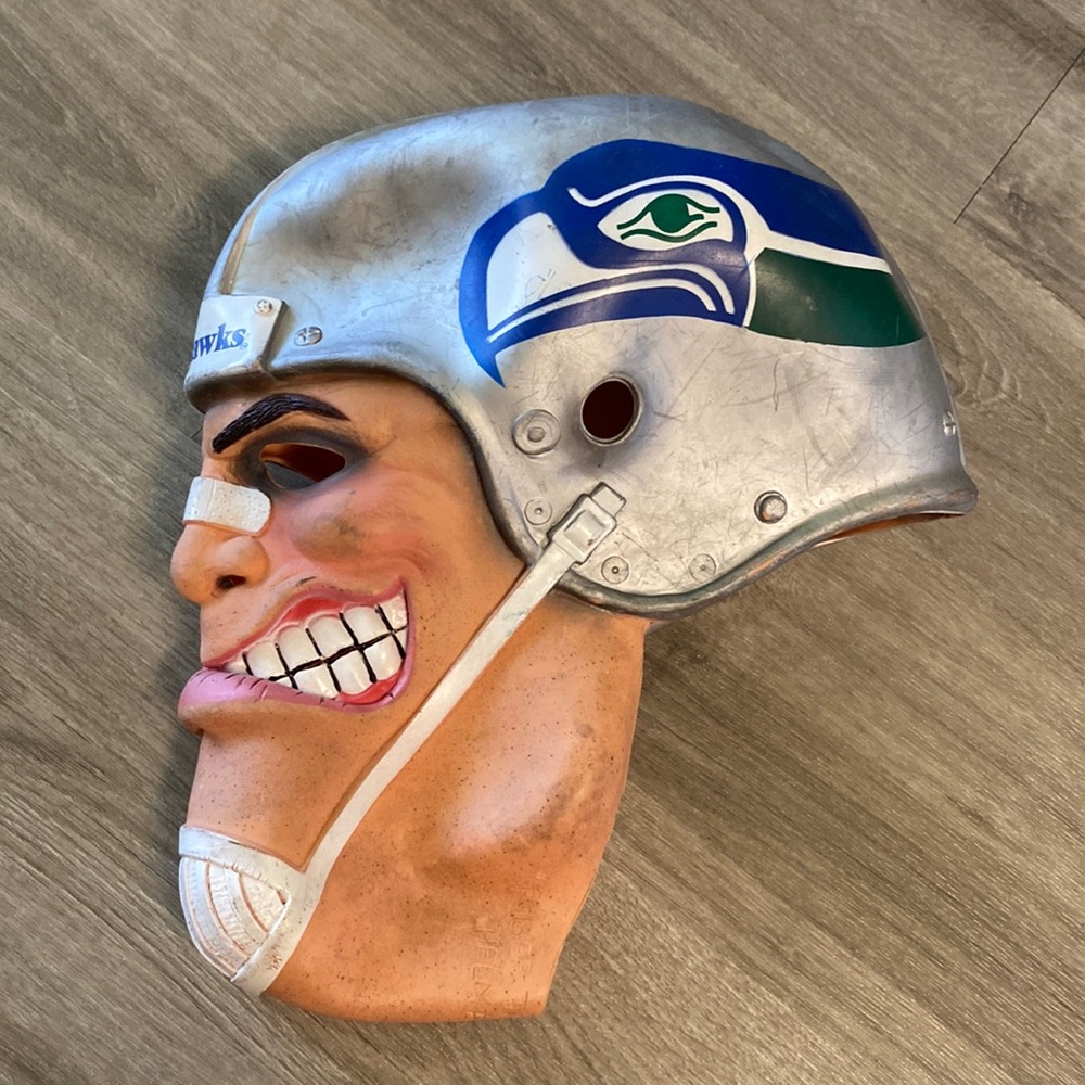 Rare Vintage 1986 NFL Seattle Seahawks Bruiser The 12th Man Fan Mask